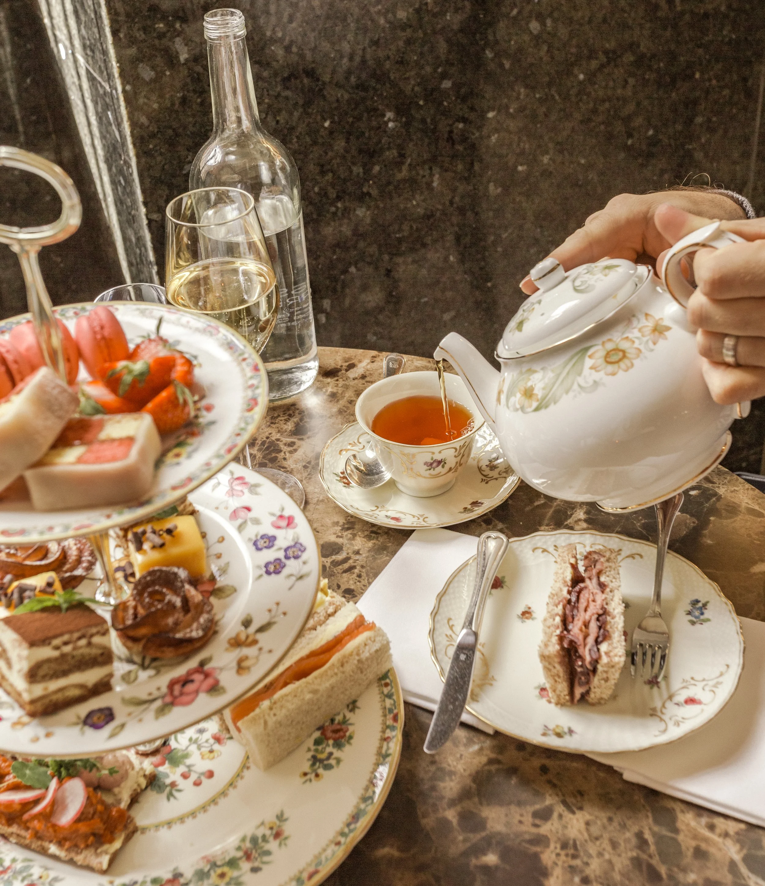 Afternoon tea — Opus XVI